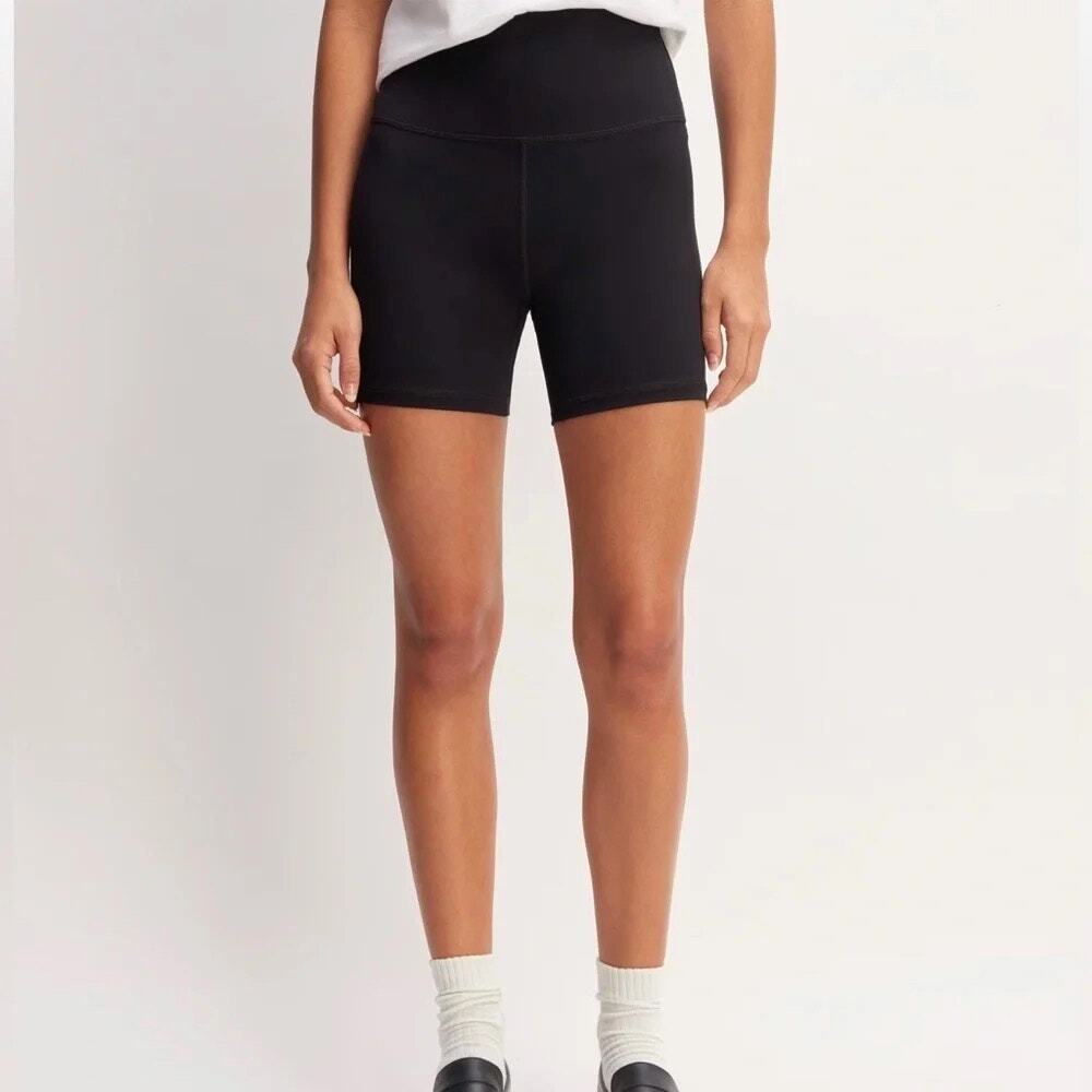 EVERLANE Black High Rise Bike Shorts S